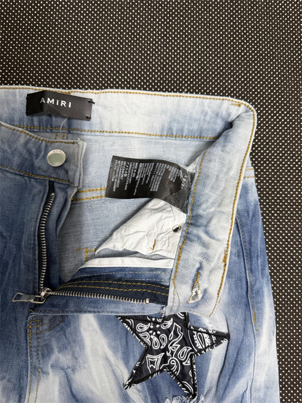 デニムパンツ アミリ スーパーコピー AMIRI ダメージ加工 プリント 個性派 ストリート系 ジーンズ