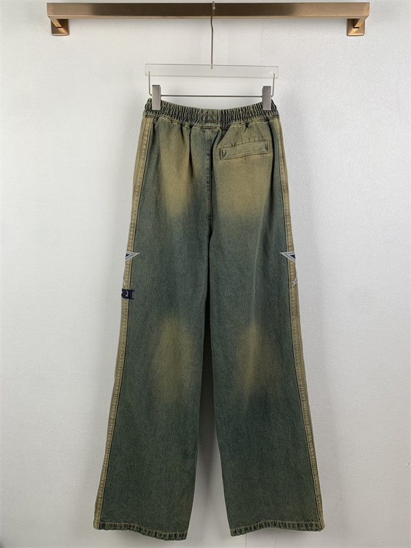リングウエスト グラデーションウォッシュ AMIRI アミリ コピー ワイドデニムパンツ リラックス仕様 話題性抜群