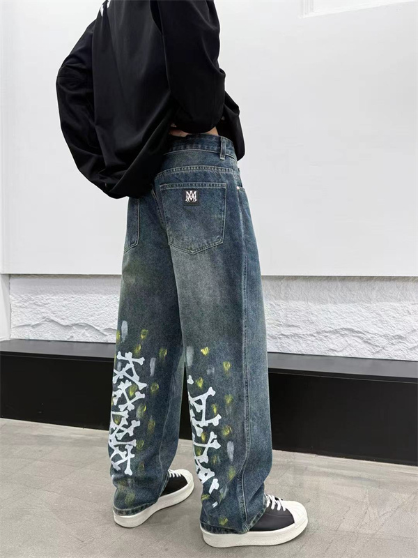 落ち感のあるワイドレッグ リラックス仕様 AMIRI アミリ コピー バギージーンズ 今っぽさ満点