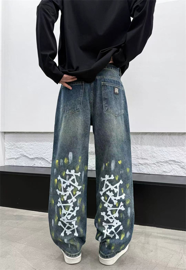 落ち感のあるワイドレッグ リラックス仕様 AMIRI アミリ コピー バギージーンズ 今っぽさ満点