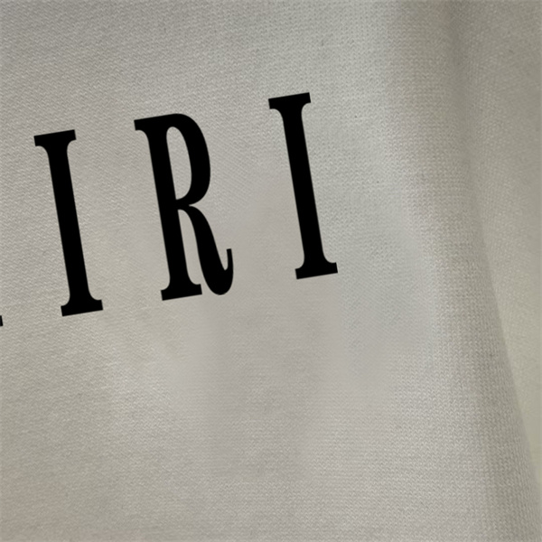 クルーネック すっきり着こなせる定番シルエット AMIRI アミリ コピー 長袖Tシャツ 話題拡大