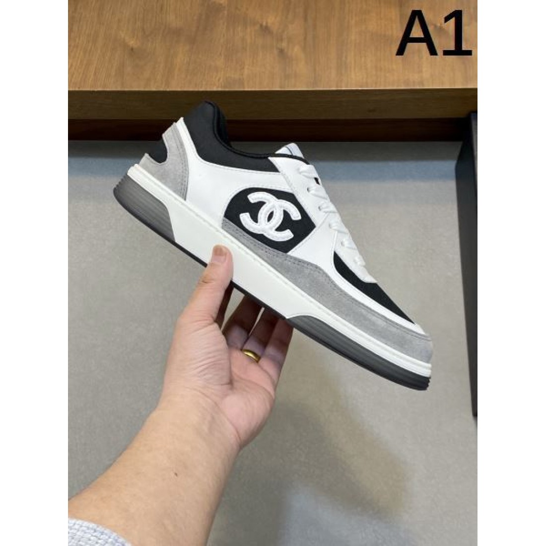 高級感漂う CHANEL シャネル コピー カジュアルシューズ  オンリーワンの逸品