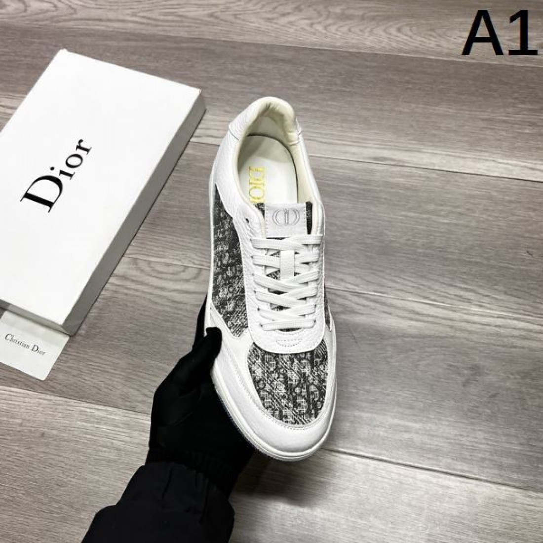 完璧なシルエット DIOR ディオール コピー カジュアルシューズ  都会的な印象