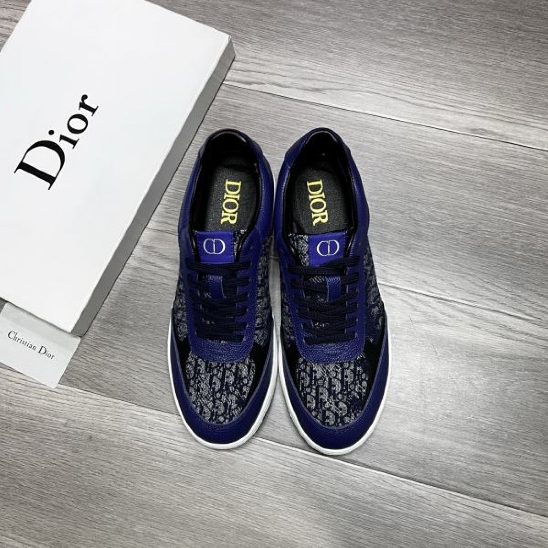 完璧なシルエット DIOR ディオール コピー カジュアルシューズ  都会的な印象