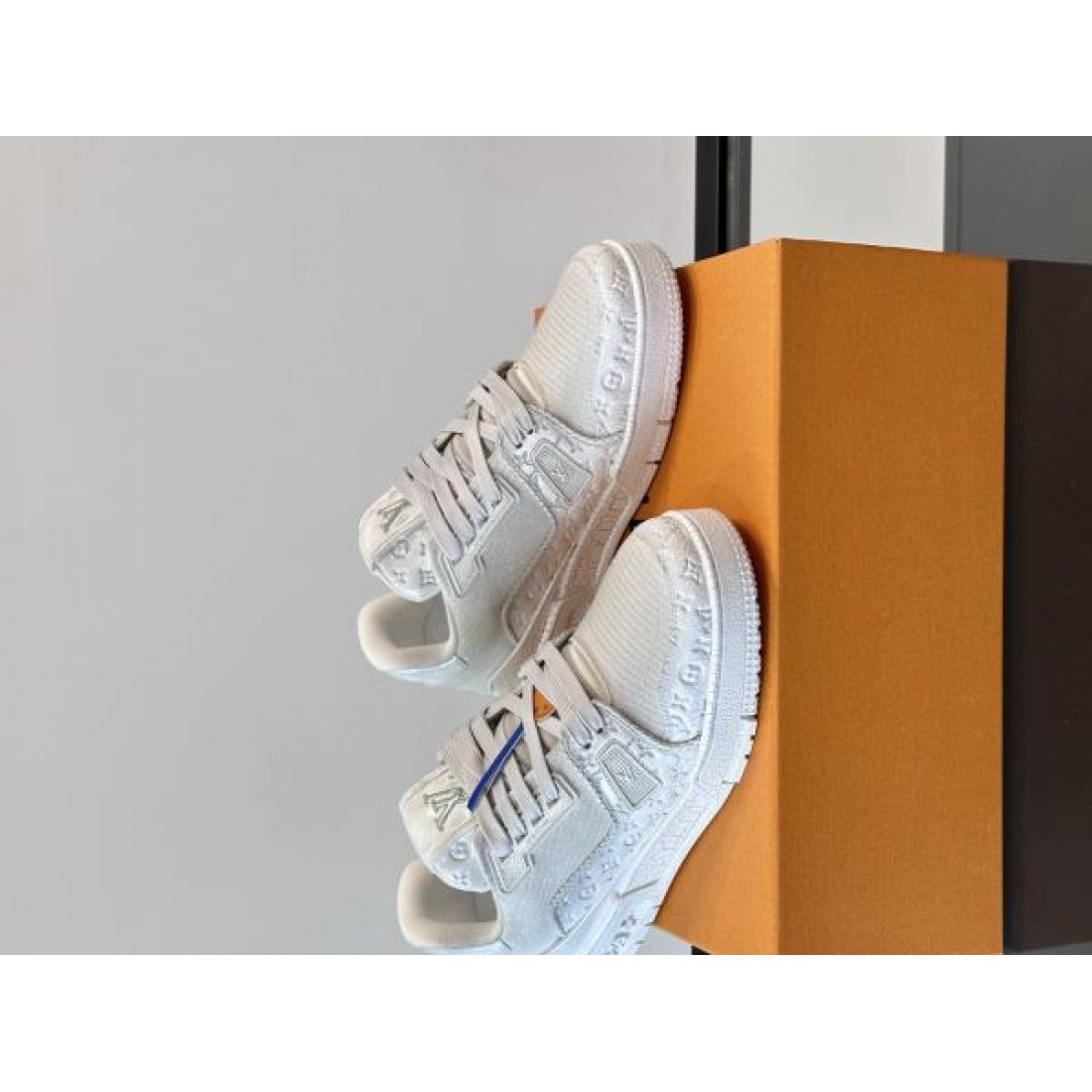  LOUIS VUITTON ルイヴィトン コピー カジュアルシューズ 注目の 高機能で