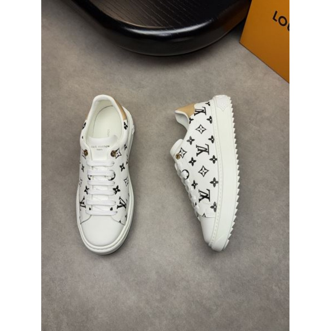 LOUIS VUITTON モダンで洗練された ルイヴィトン コピー カジュアルシューズ