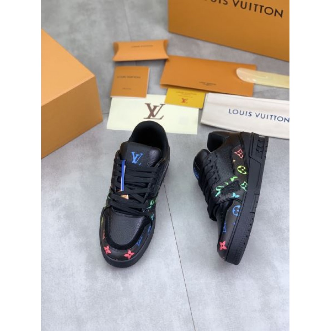  ルイヴィトン コピー カジュアルシューズ LOUIS VUITTON 上質で都会的な