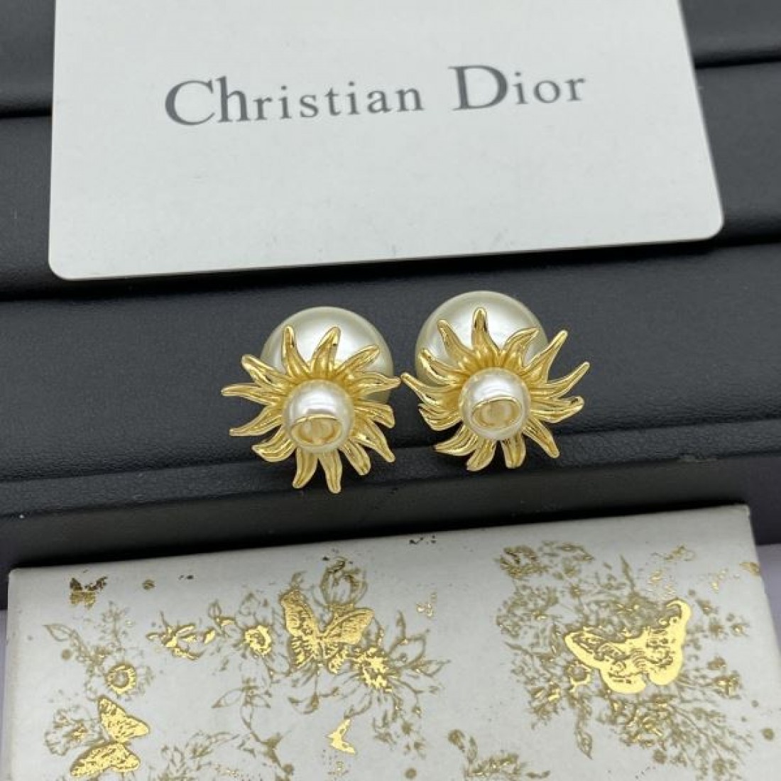 ディオール コピー イヤリング ロゴ おしゃれ度をUPする新着 DIOR