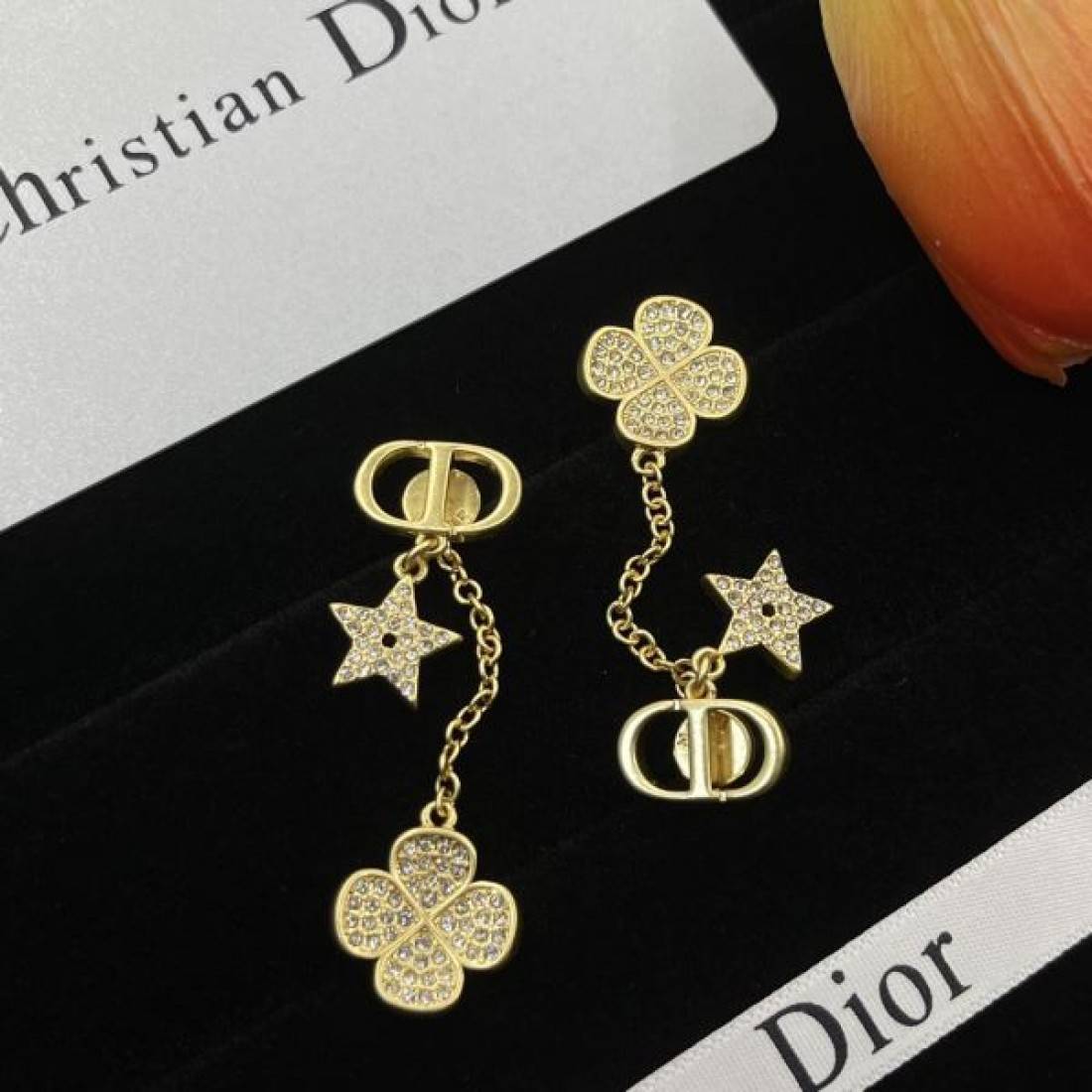 DIOR コピー イヤリング ロゴ 今すぐ買えちゃう ディオール