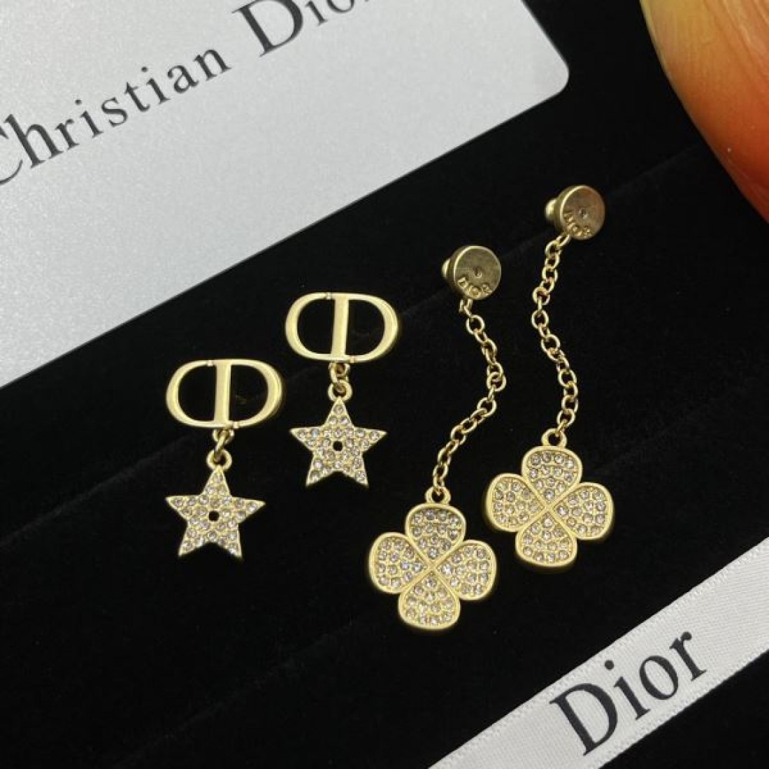 DIOR コピー イヤリング ロゴ 今すぐ買えちゃう ディオール