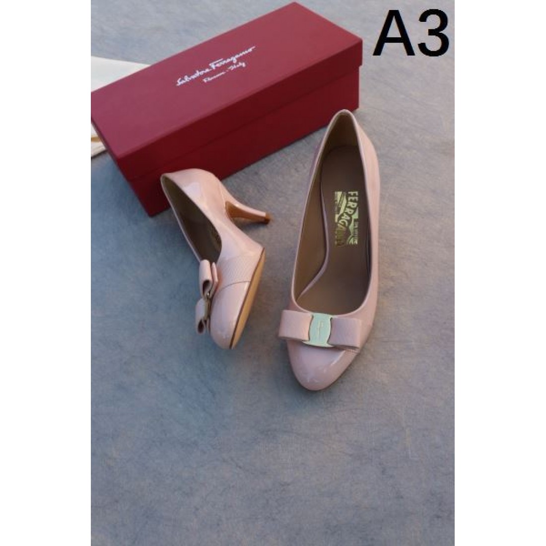 クラシックで上質な魅力漂うFERRAGAMO サルヴァトーレ コピー ハイヒール