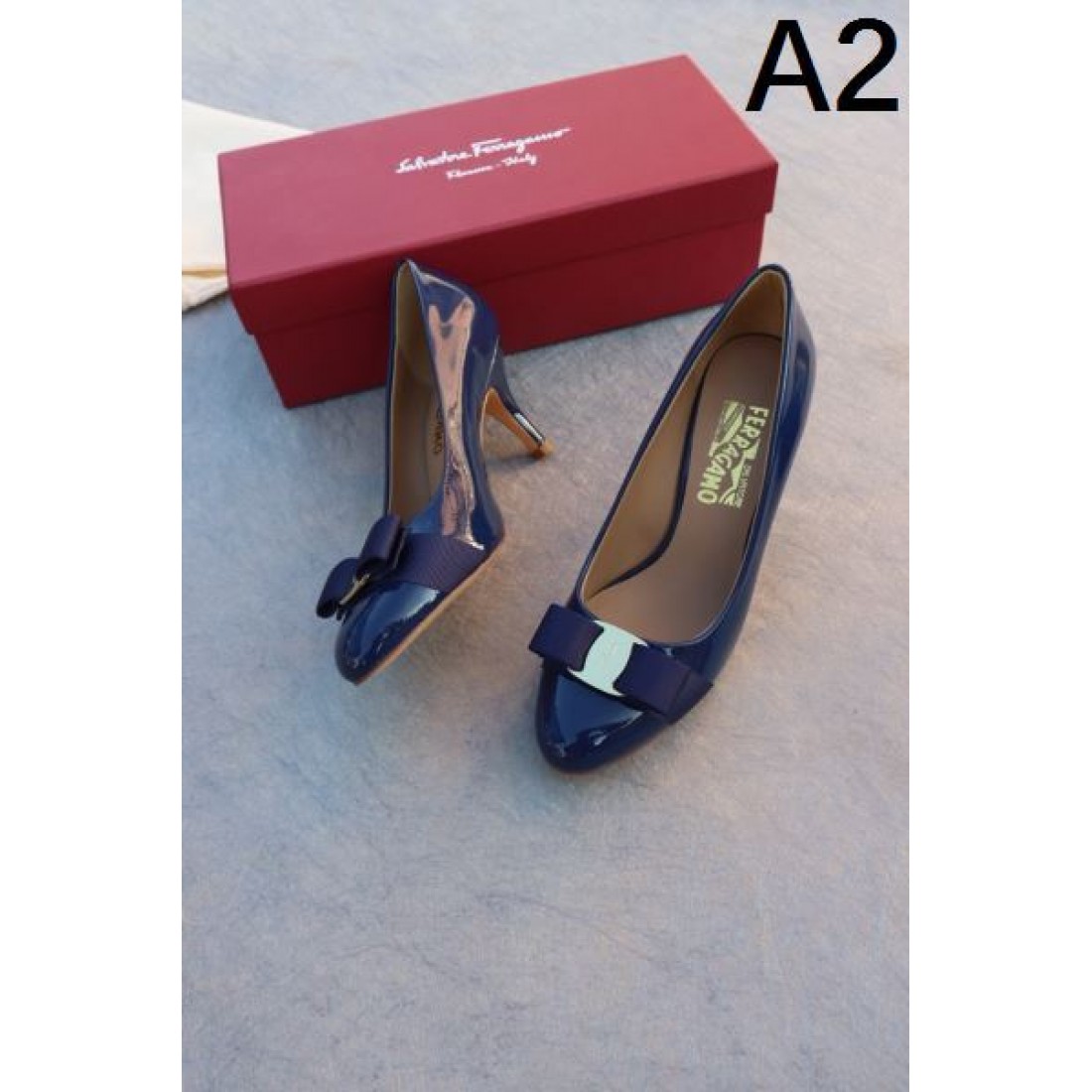 サルヴァトーレ コピー ハイヒール FERRAGAMO繊細で気品あるシルエットが美しい