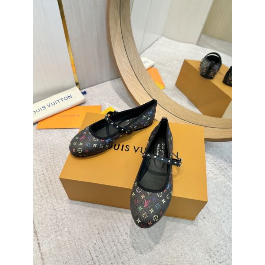 洗練された華やかさが魅力の ルイヴィトン コピー ハイヒール LOUIS VUITTON