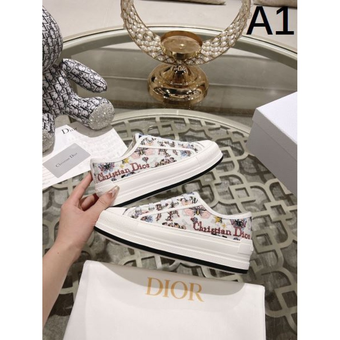 DIOR ディオール コピー カジュアルシューズ カジュアルかつ上品な佇まい