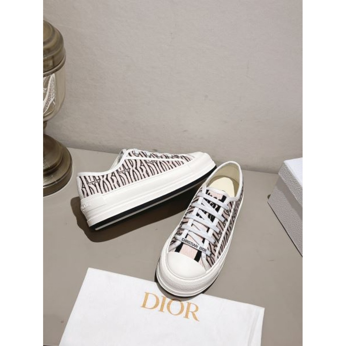 今季イチオシ DIOR ディオール コピー レディース ハイヒール 季節感たっぷり