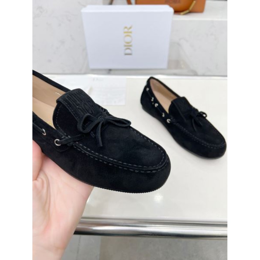 この夏を彩る DIOR ディオール コピー レディース用 カジュアルシューズ 引き続き注目のスタイル