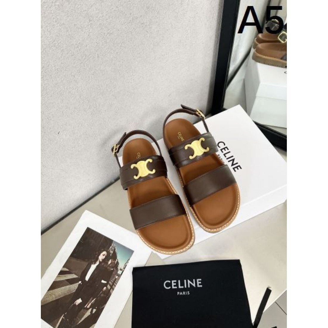CELINE セリーヌ コピー サンダル大人の余裕感じる上品で軽やかなデザイン