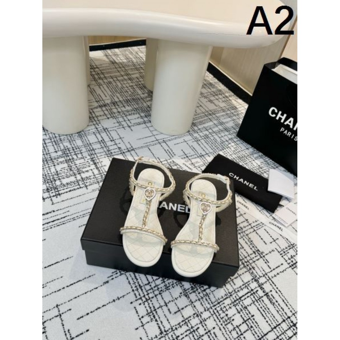 スタイリッシュなスタイル CHANEL シャネル コピー レディースサンダル 一瞬で華やぐ