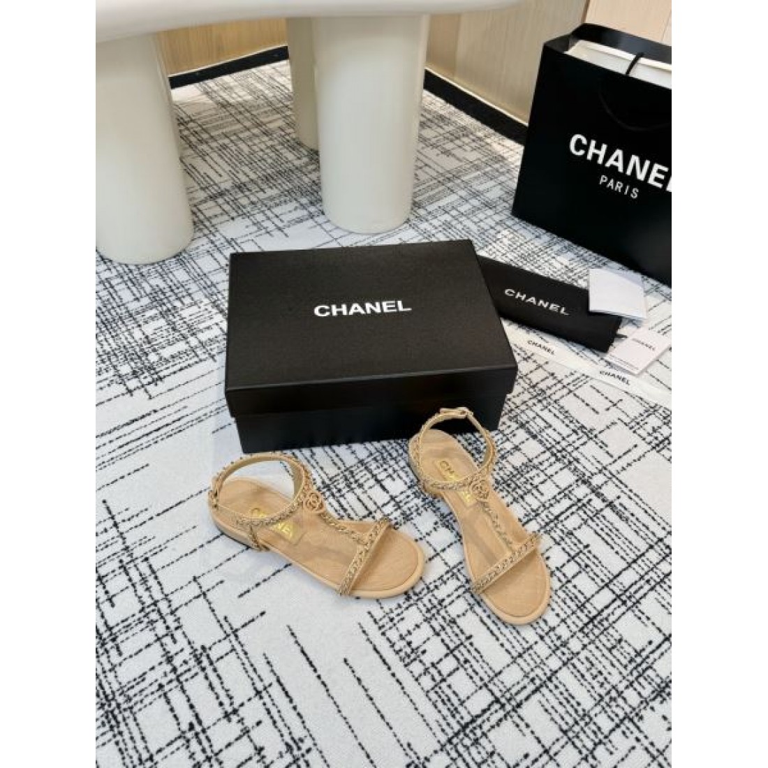 スタイリッシュなスタイル CHANEL シャネル コピー レディースサンダル 一瞬で華やぐ