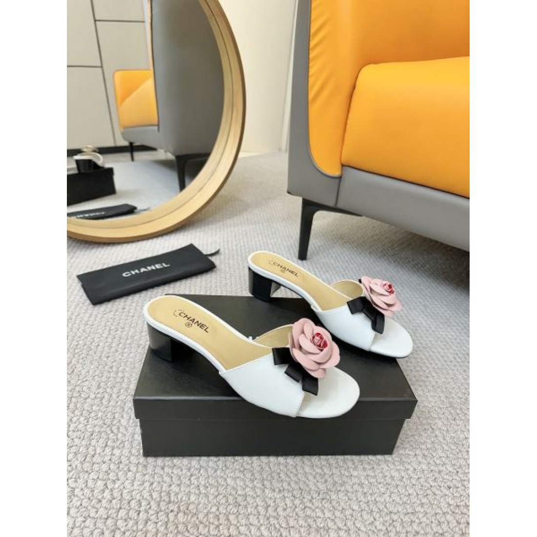 見逃し厳禁 CHANEL シャネル コピー レディースサンダル 迷わずゲット