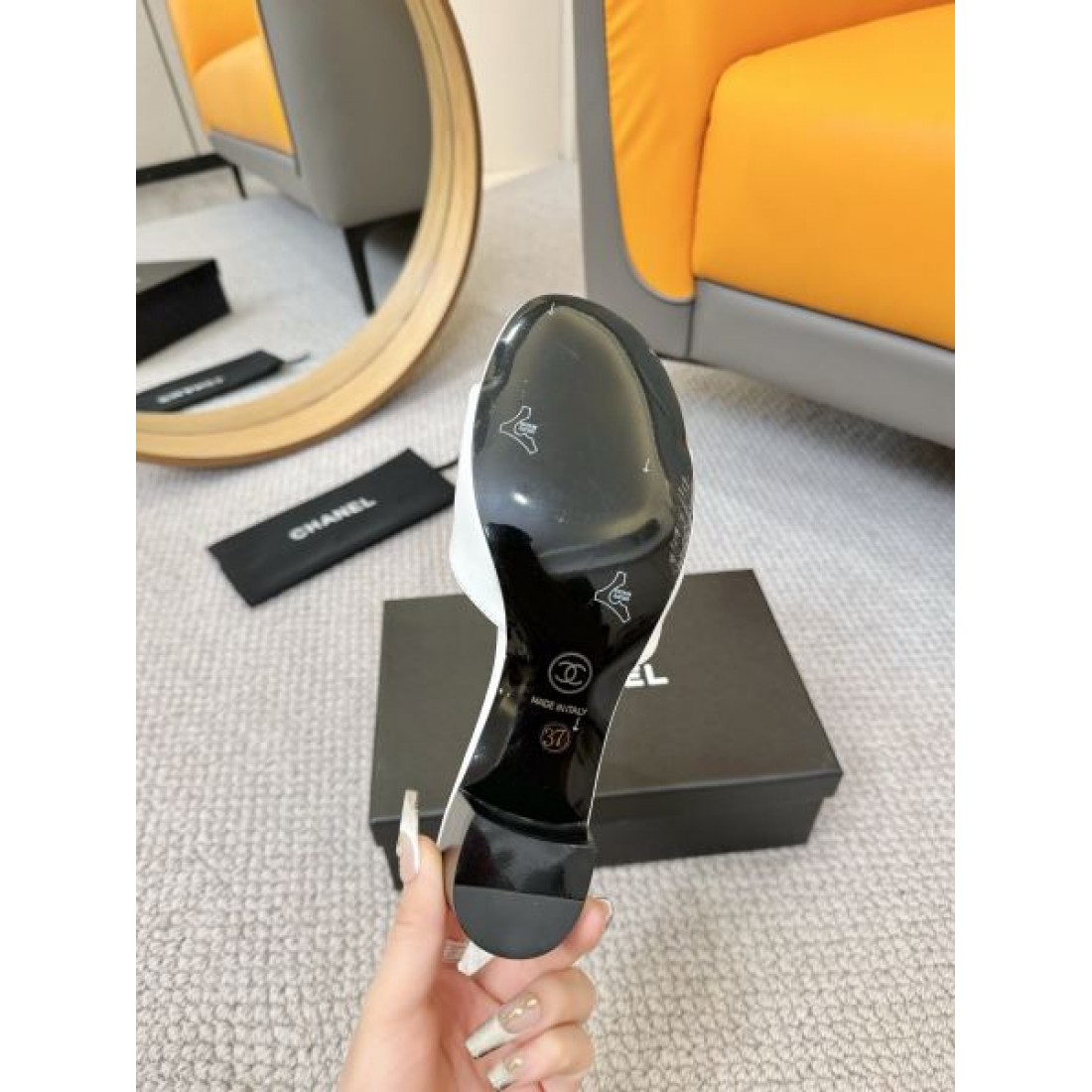 見逃し厳禁 CHANEL シャネル コピー レディースサンダル 迷わずゲット