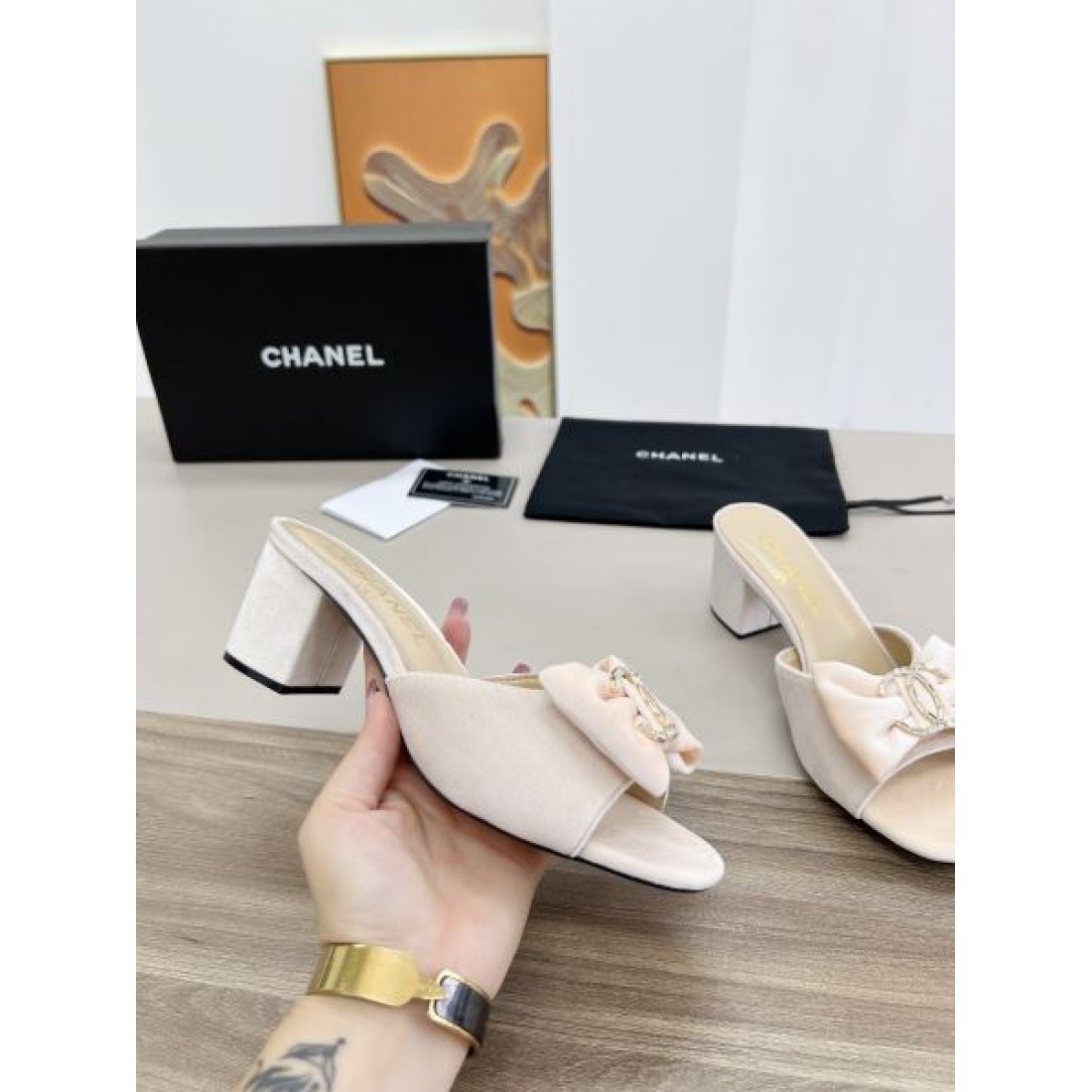 今季イチオシ CHANEL シャネル コピー レディースサンダル 季節感たっぷり