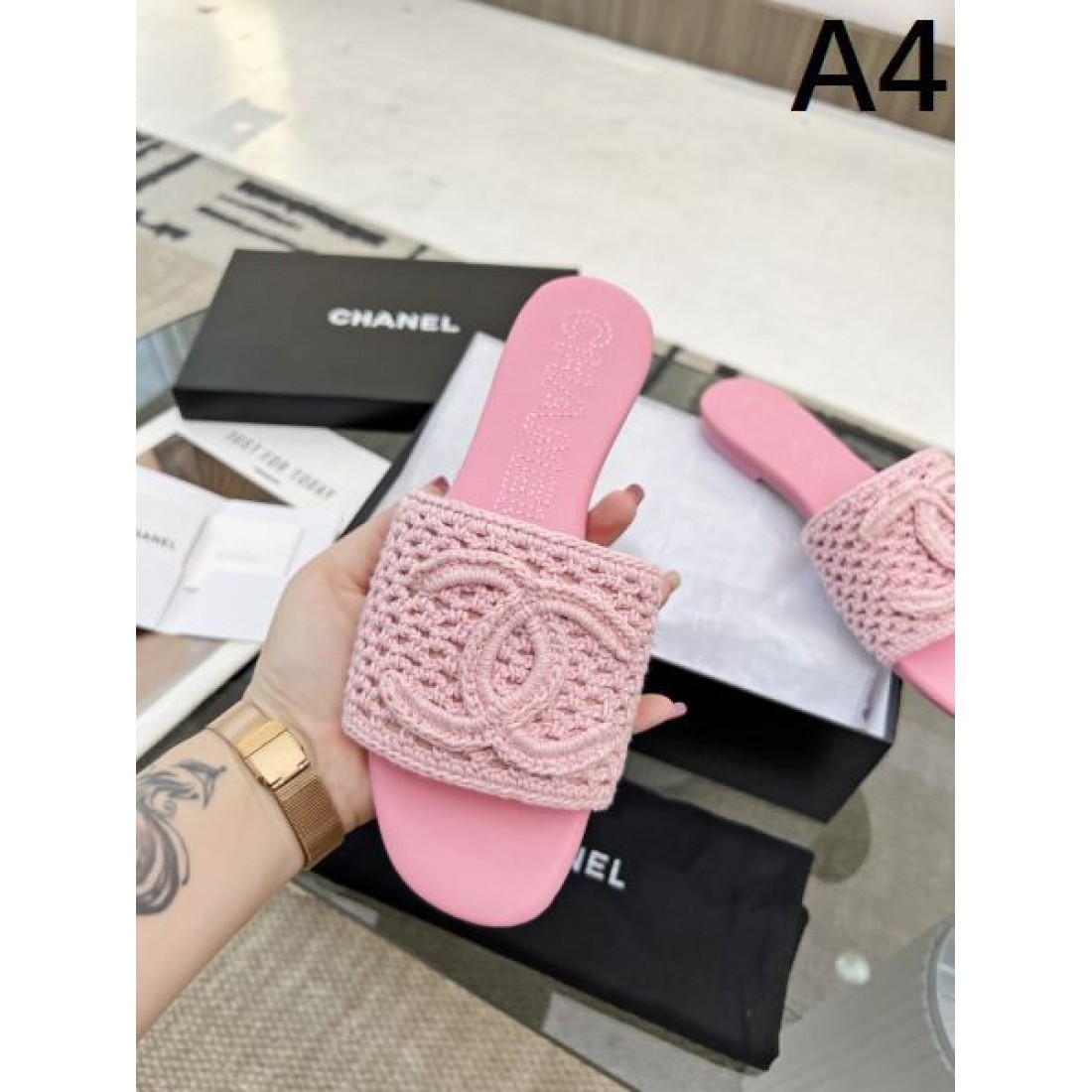 見逃し厳禁 CHANEL シャネル コピー レディースサンダル エレガントな雰囲気