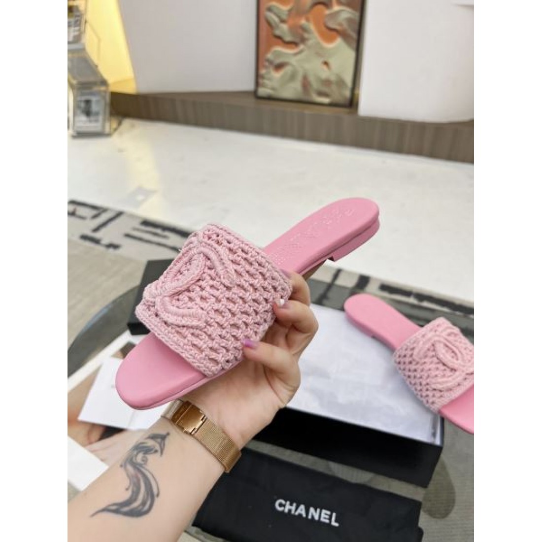 見逃し厳禁 CHANEL シャネル コピー レディースサンダル エレガントな雰囲気