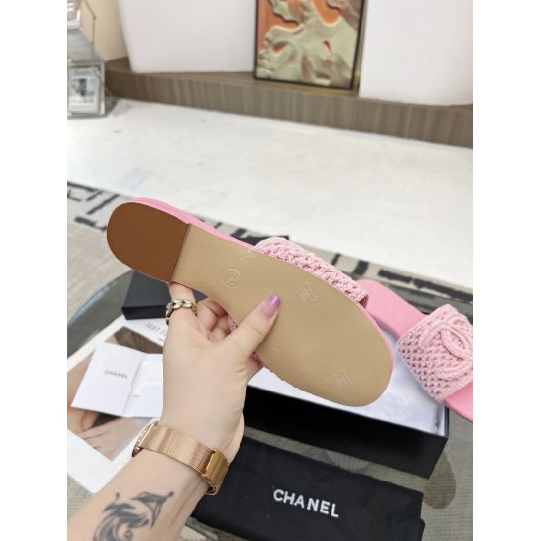 見逃し厳禁 CHANEL シャネル コピー レディースサンダル エレガントな雰囲気