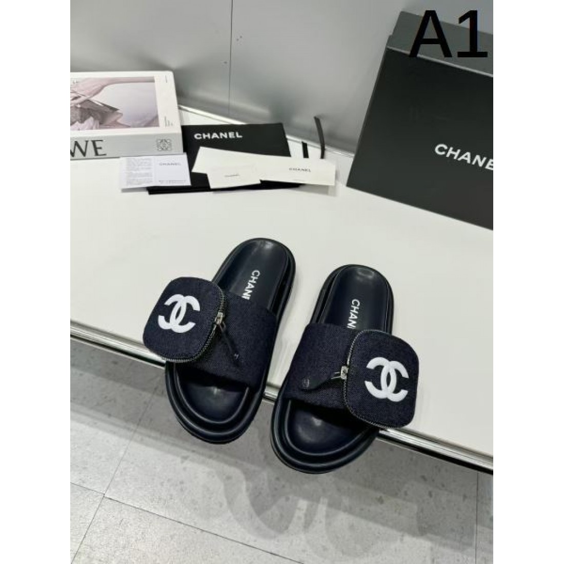 上品でエフォートレスな魅力CHANEL シャネル コピー サンダル 洗練された一足