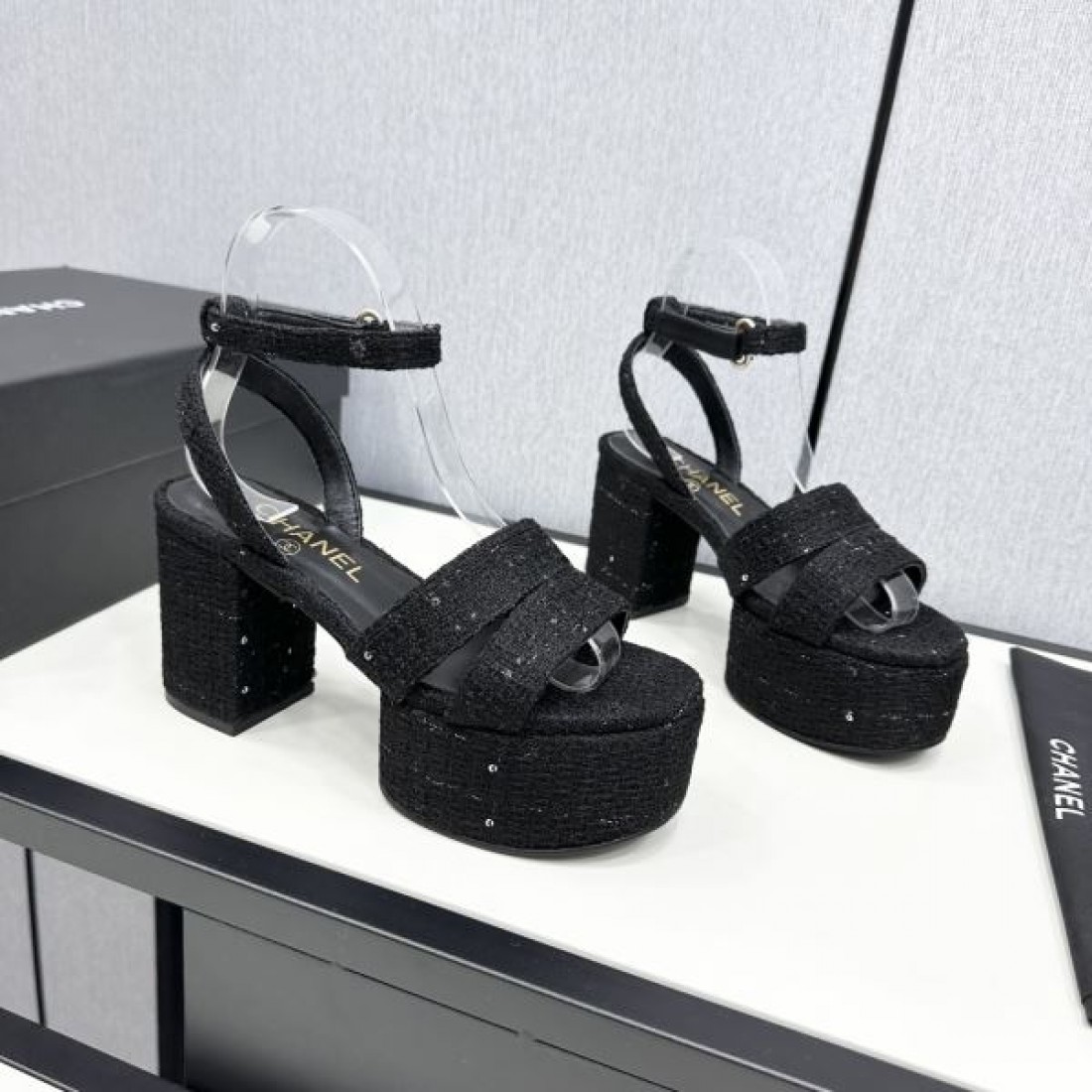 シャネル コピー サンダル CHANEL美しさと履き心地を両立した上質スタイル