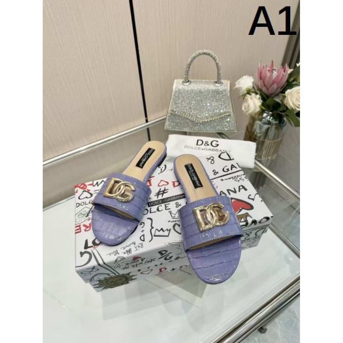 魅惑の存在感 DOLCE＆GABBANA ドルチェ＆ガッバーナ コピー サンダル 華やかで