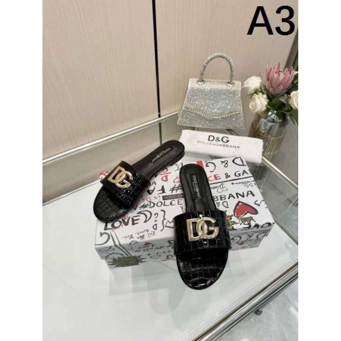 魅惑の存在感 DOLCE＆GABBANA ドルチェ＆ガッバーナ コピー サンダル 華やかで