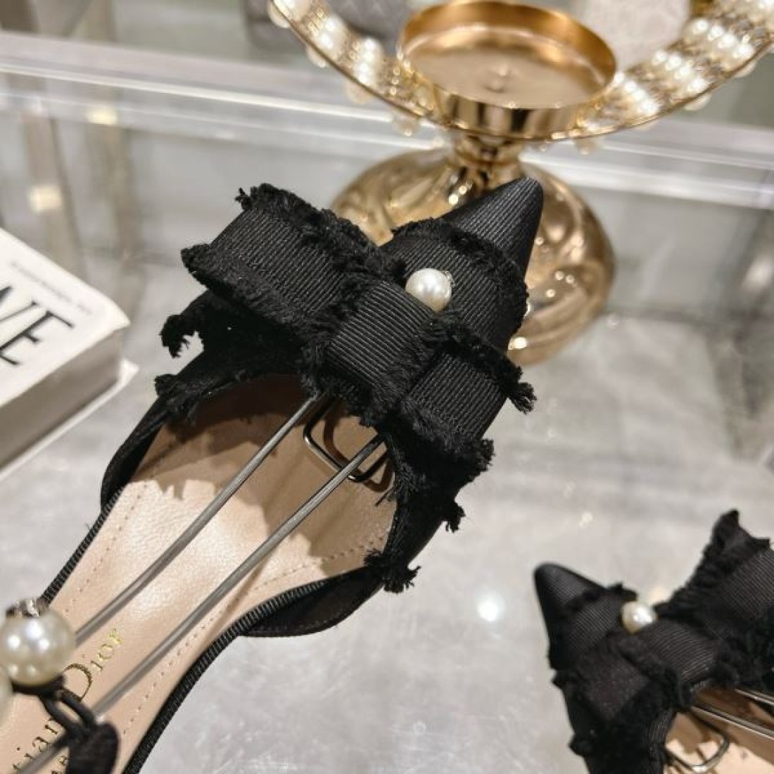 人気急上昇中のディオール コピー サンダル DIOR 注目アイテム