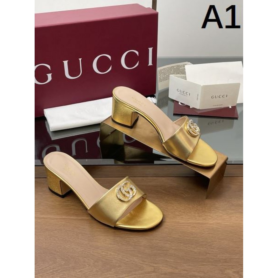 デイリー使いに実用性抜群 GUCCI グッチ コピー レディースサンダル スタイリッシュなスタイル