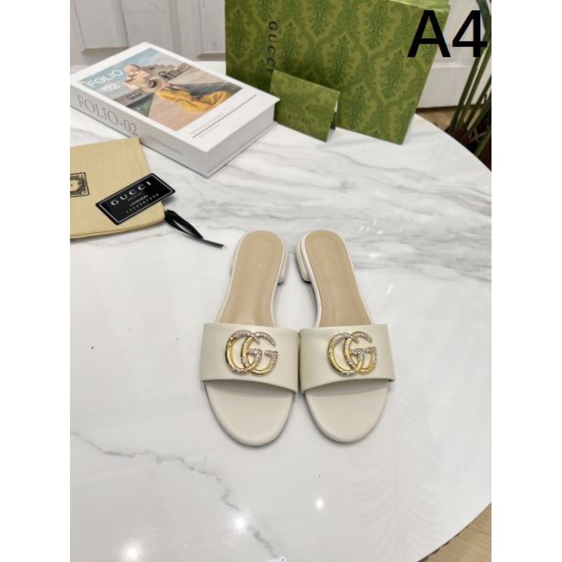 GUCCI 高機能でお洒落な グッチ コピー サンダル オシャレな