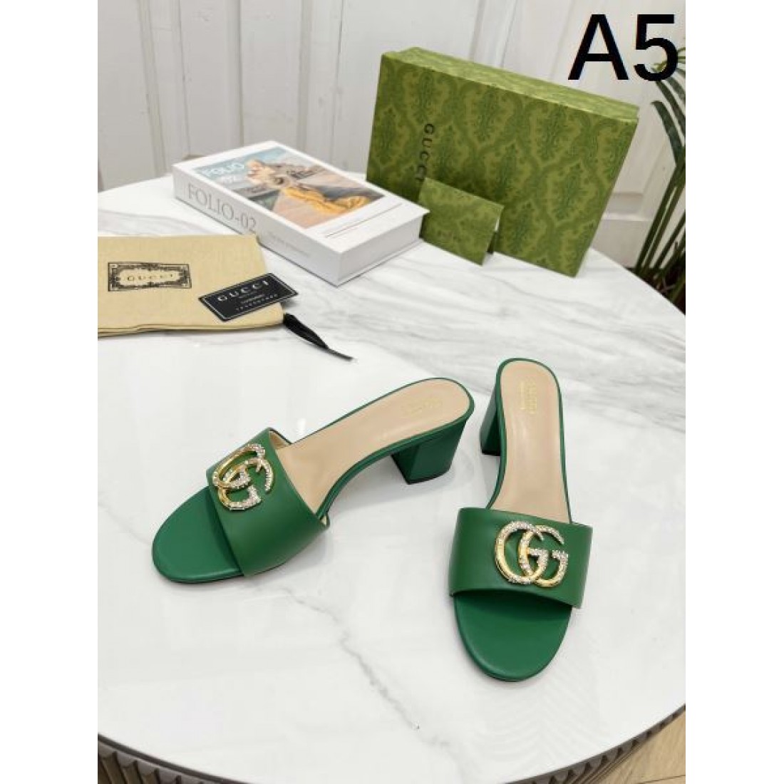 夏に映えるアイテム GUCCI グッチ コピー レディースサンダル 秋冬マストアイテム
