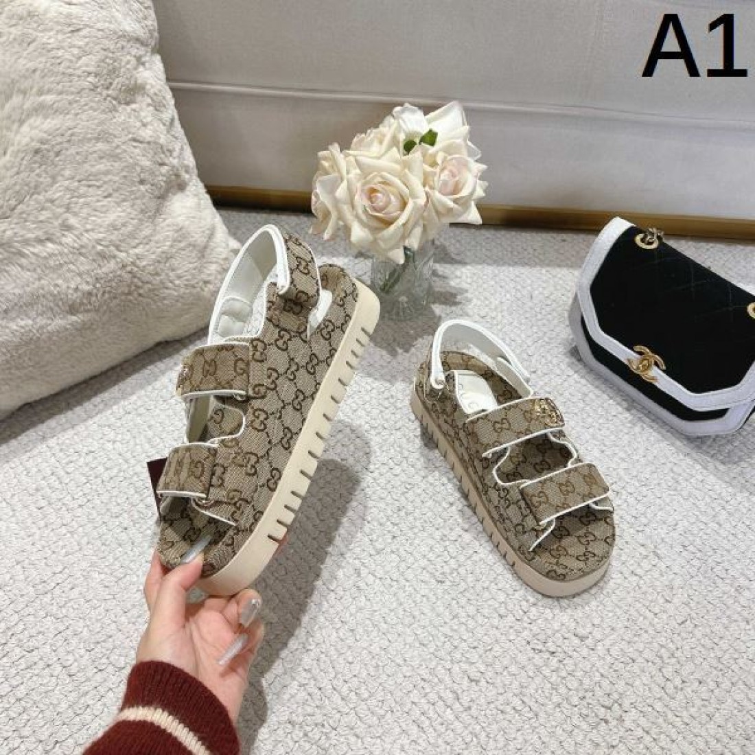 グッチ コピー サンダル GUCCI 夏らしく軽やかな印象 大人っぽい