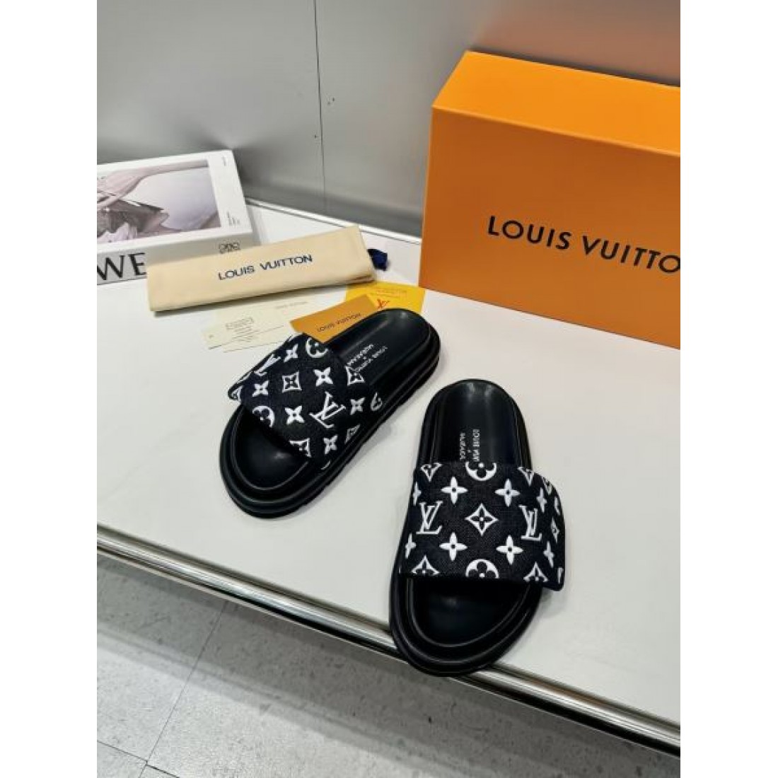 LOUIS VUITTON 今季注目のルイヴィトン コピー サンダル 上質で魅力的