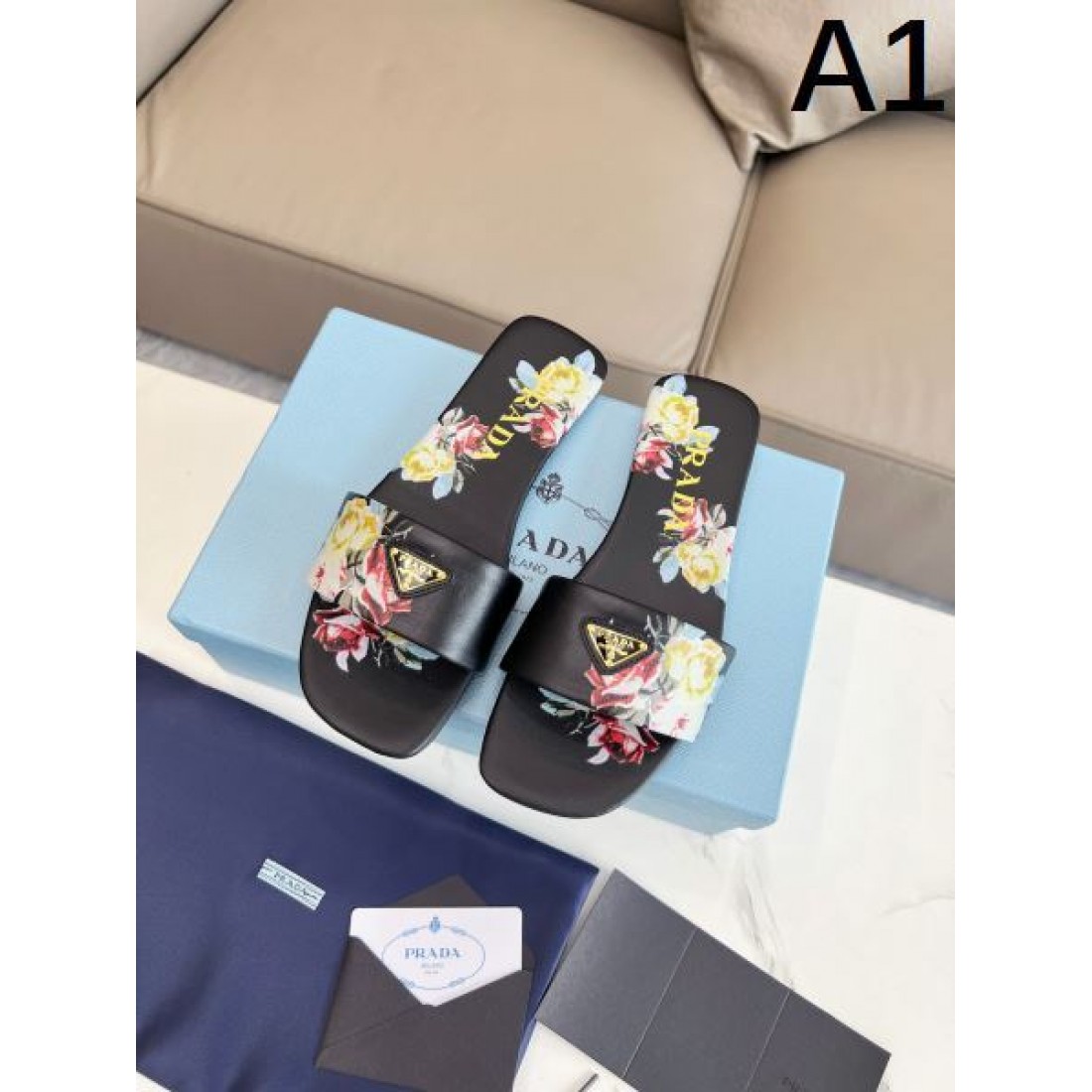 迷わずゲット PRADA プラダ コピー レディースサンダル これは買い