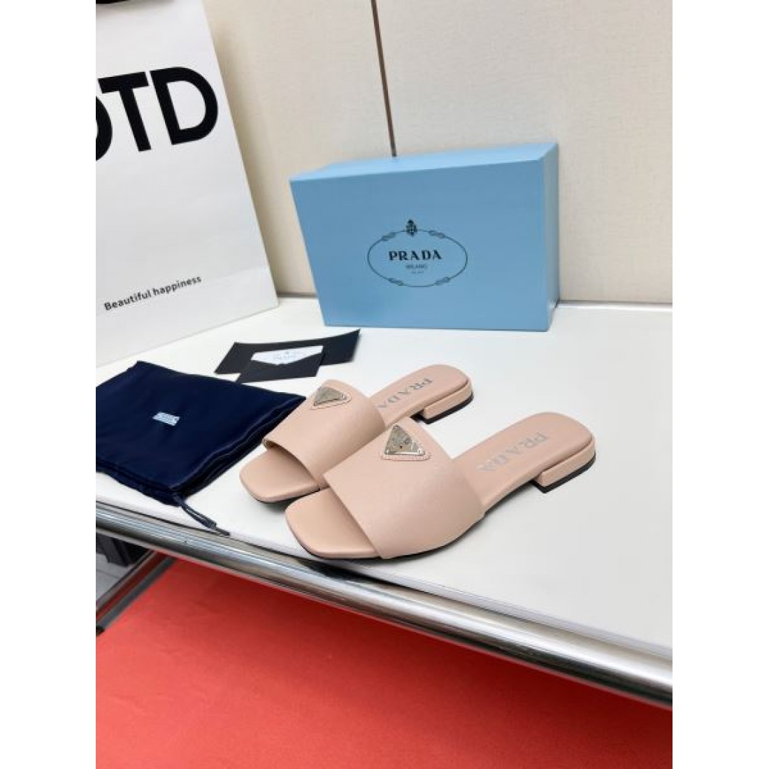 早い者勝ち PRADA プラダ コピー レディースサンダル 見逃し厳禁