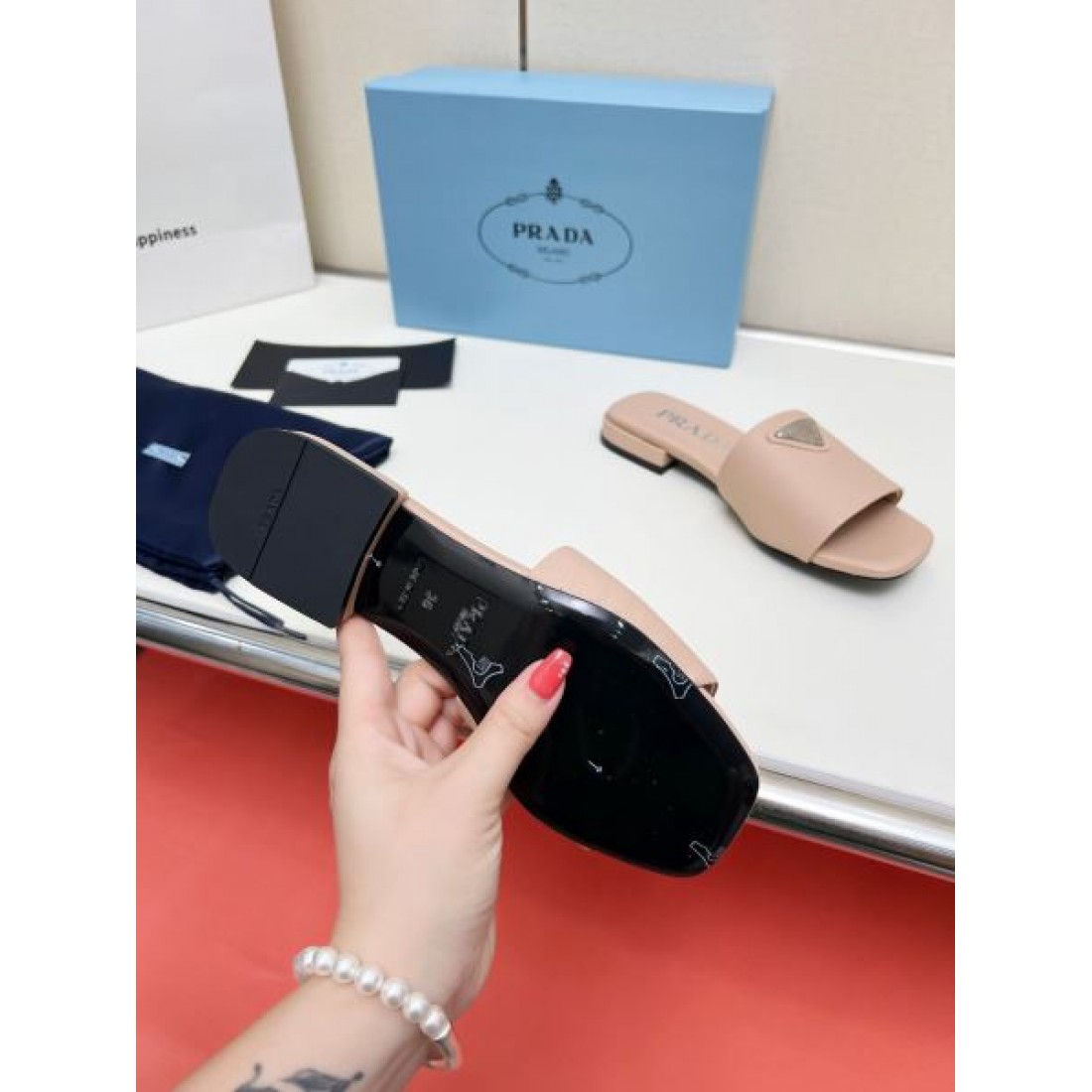早い者勝ち PRADA プラダ コピー レディースサンダル 見逃し厳禁