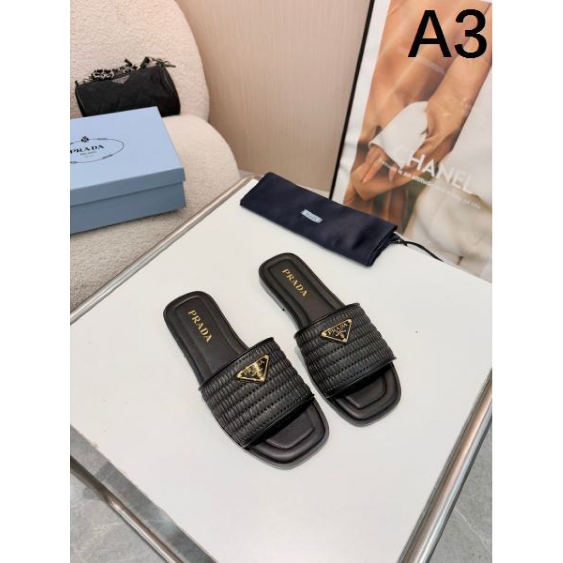 モダンで柔らかな印象の PRADA プラダ コピー サンダル を今すぐ体感