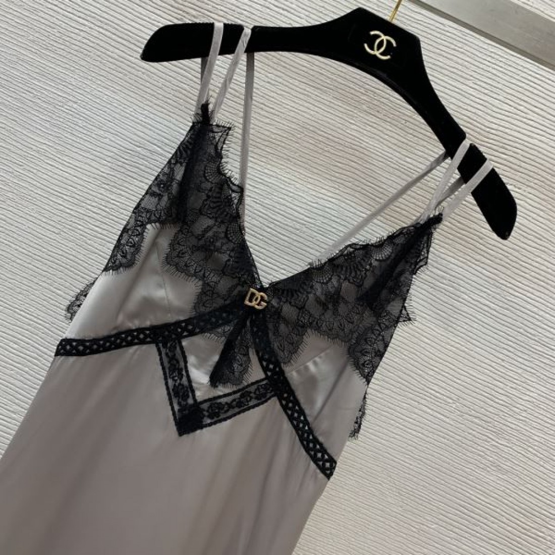 エレガントな DOLCE＆GABBANA ドルチェ＆ガッバーナ スーパーコピー ワンピース 艶やかな美しさ