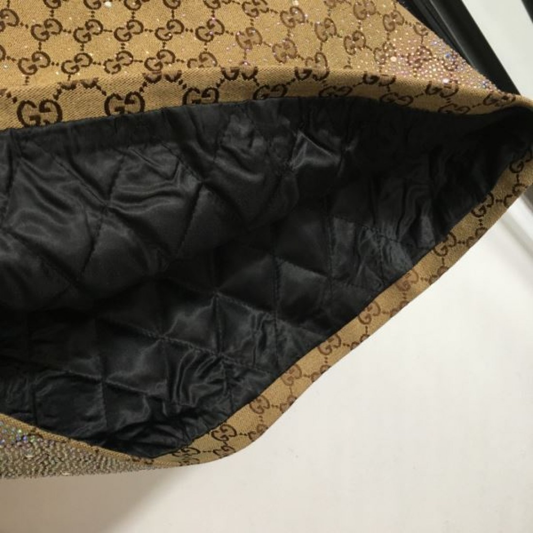 洗練された美しさ GUCCI グッチ コピー スカート 大人の魅力溢れる