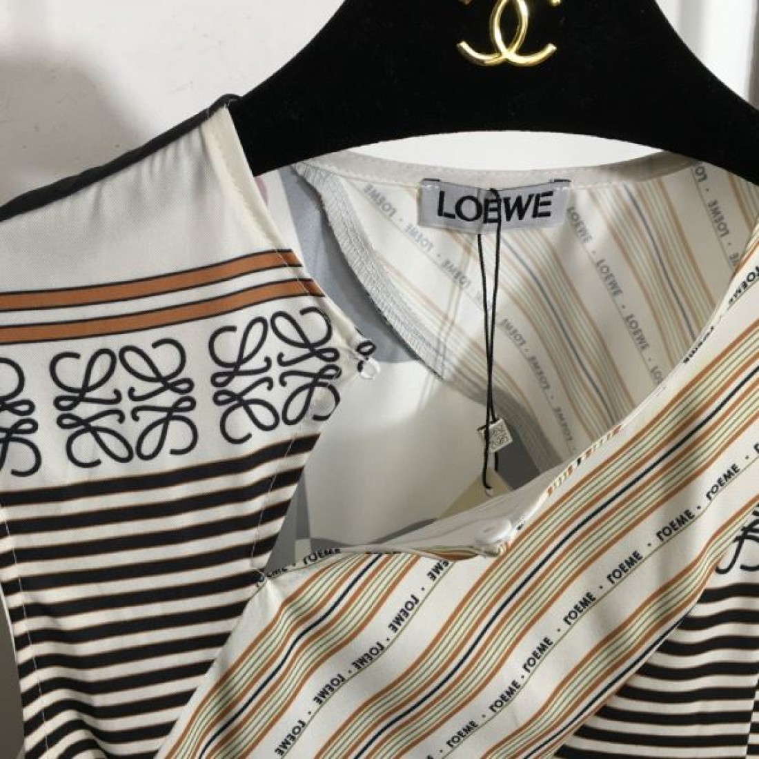 スタイリッシュなスタイル LOEWE ロエベ コピー ワンピース 一瞬で華やぐ