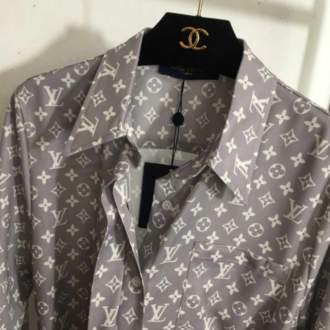 自分へのご褒美に LOUIS VUITTON ルイヴィトン コピー ワンピース ギフトにも最適