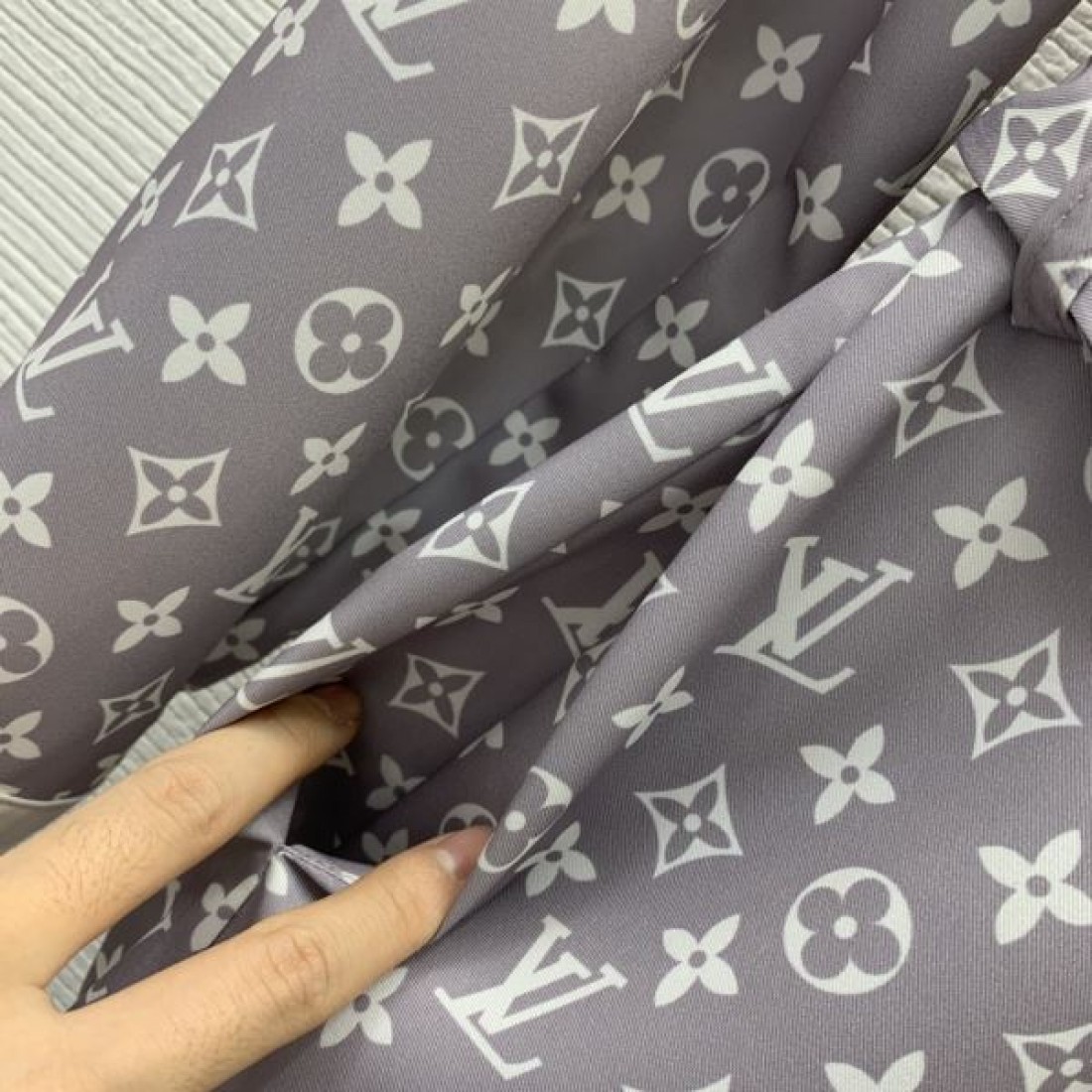 大人カジュアルに LOUIS VUITTON ルイヴィトン コピー ワンピース 早い者勝ち