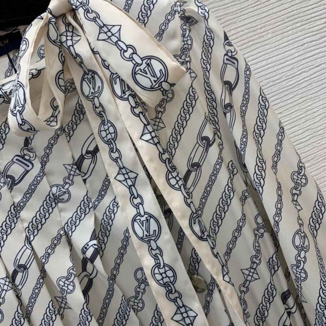 大人可愛い LOUIS VUITTON ルイヴィトン コピー ワンピース 人気沸騰中！おしゃれ新品