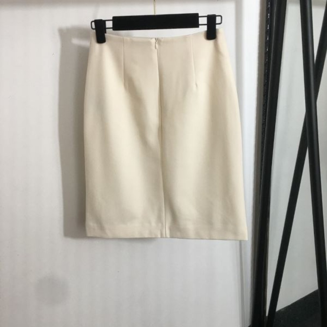 今季イチオシ MIU MIU ミュウミュウ コピー スカート 季節感たっぷり